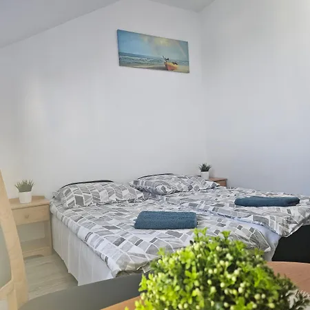 Pod Zaglem Goscinne Homestay *