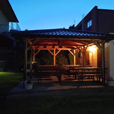 Pod Zaglem Goscinne Homestay *