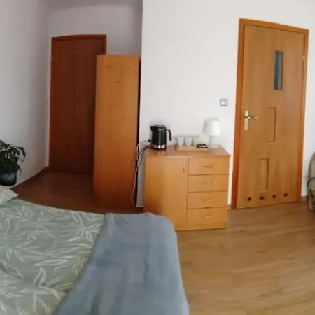 Homestay Pod Zaglem Goscinne Wladyslawowo