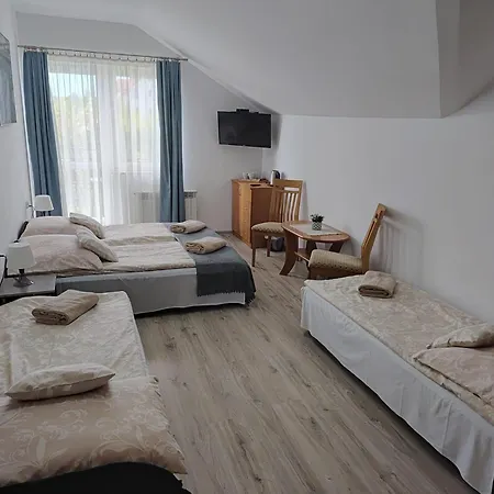 Проживание в семье Pod Zaglem Goscinne *